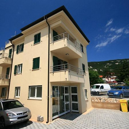 Apartments Happy Stay Center Baska Exteriér fotografie
