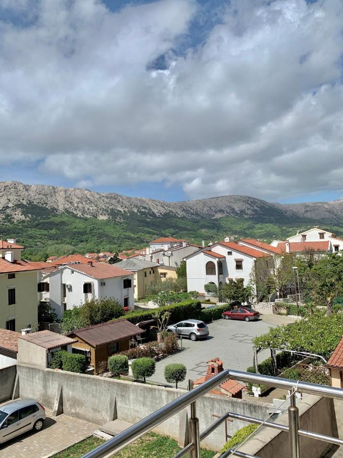 Apartments Happy Stay Center Baska Exteriér fotografie