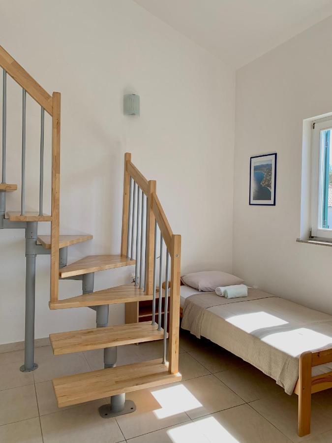 Apartments Happy Stay Center Baska Exteriér fotografie
