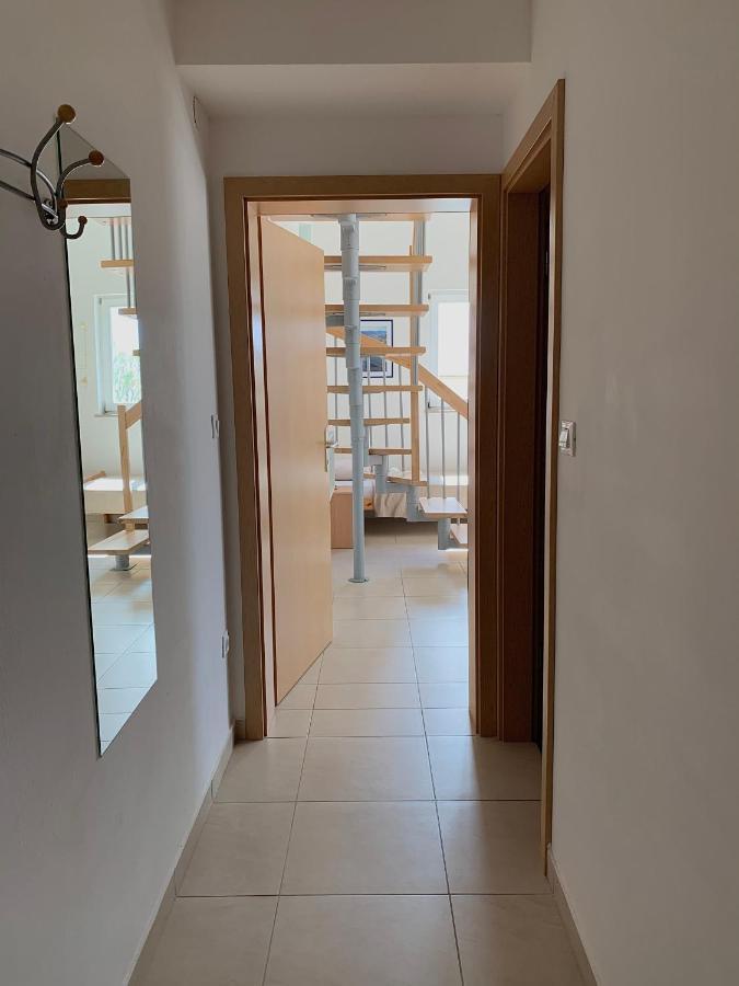 Apartments Happy Stay Center Baska Exteriér fotografie