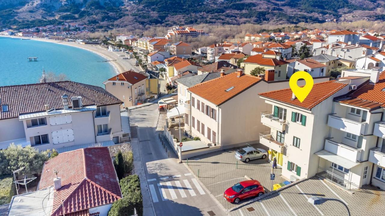 Apartments Happy Stay Center Baska Exteriér fotografie