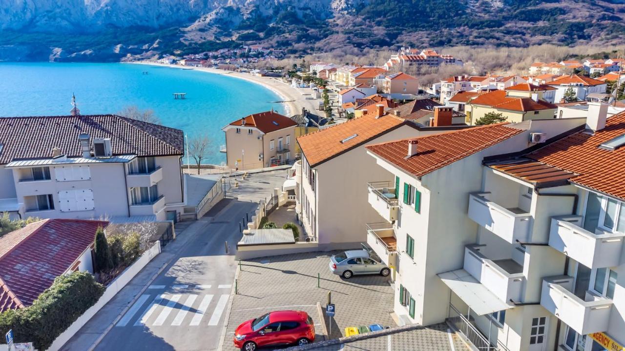 Apartments Happy Stay Center Baska Exteriér fotografie